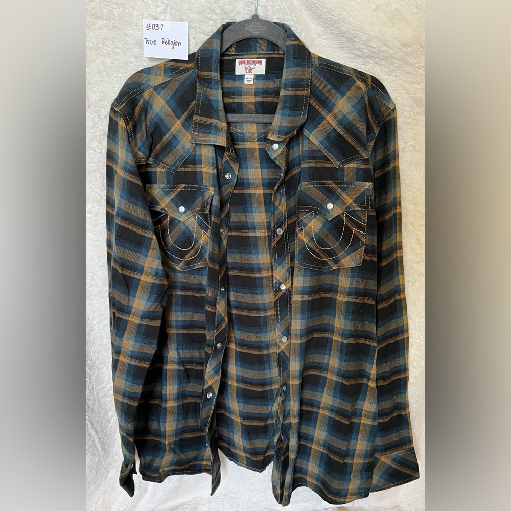 True Religion Men Shirt
Size XXL
#037